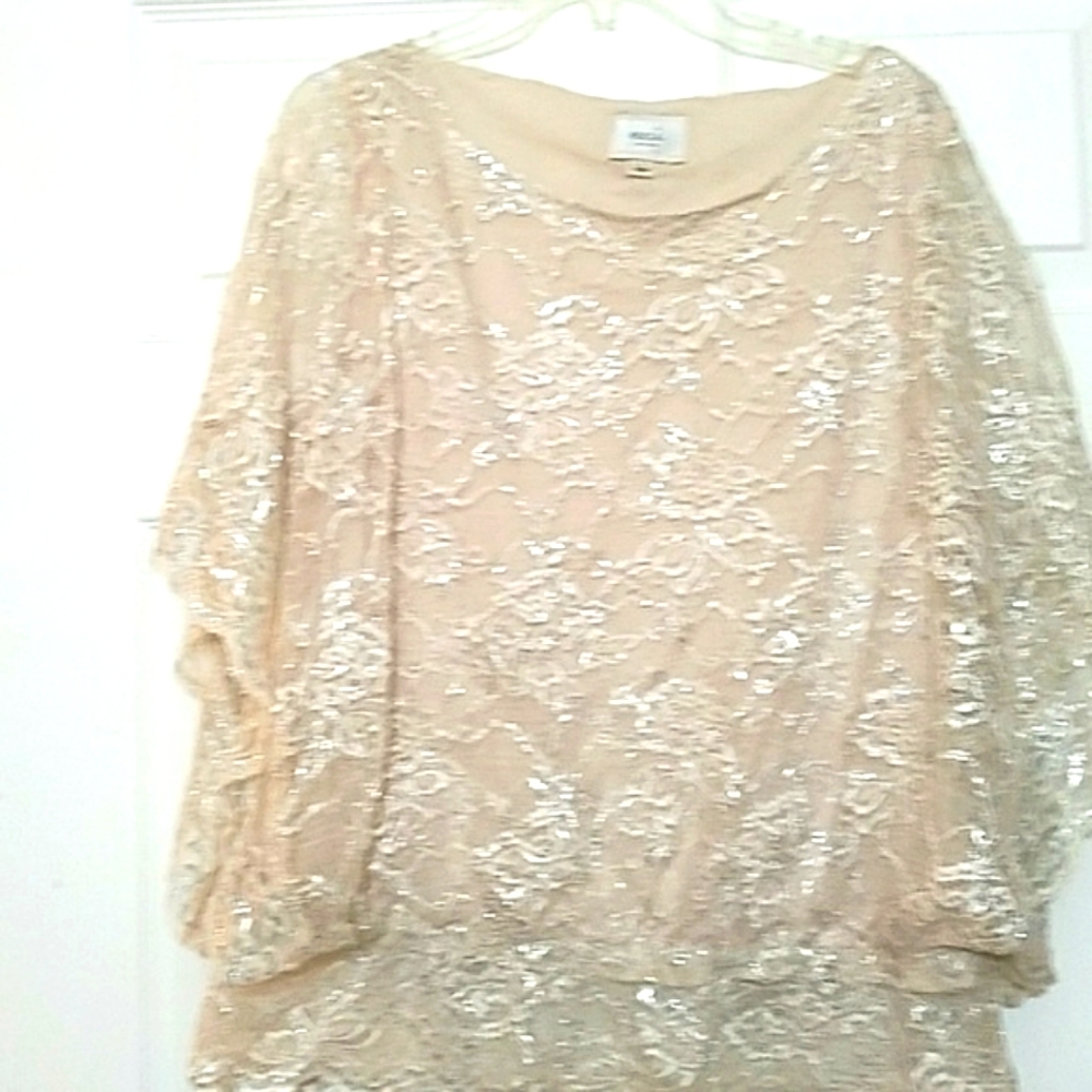 ECI New York lace Shimmer top